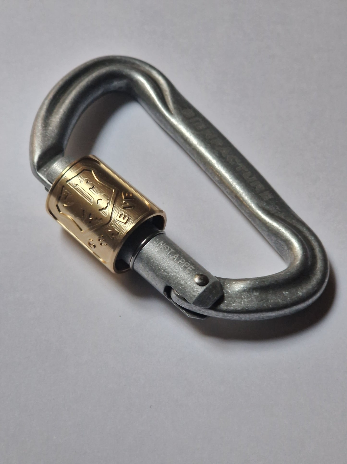 Carabiner - Geneva