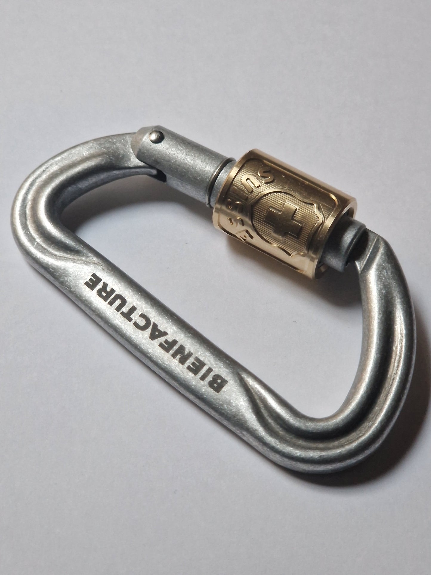 Carabiner - Suisse